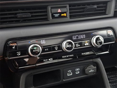 Certified 2025 Honda Pilot TrailSport image 16