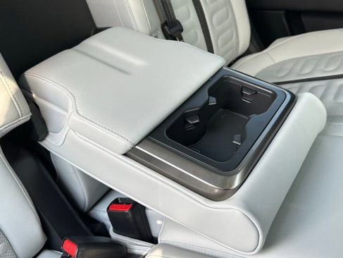 Used 2023 Rivian R1S Adventure image 41