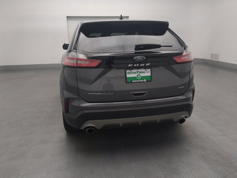 Used 2024 Ford Edge Titanium image 6