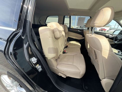 Used 2017 Mercedes-Benz GLS 450 4MATIC image 28