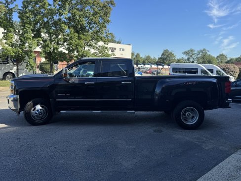 Used 2019 Chevrolet Silverado 3500 LTZ w/ Duramax Plus Package image 5