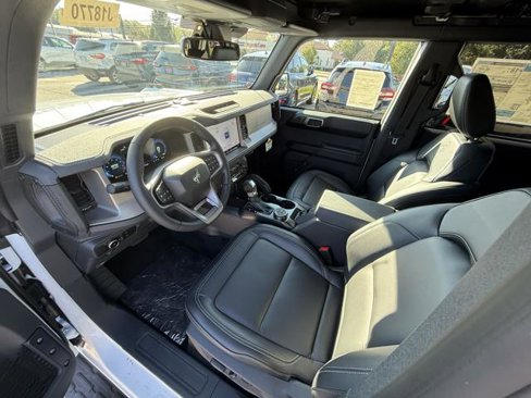 New 2025 Ford Bronco Outer Banks image 13