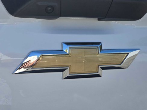New 2026 Chevrolet Silverado EV LT image 17