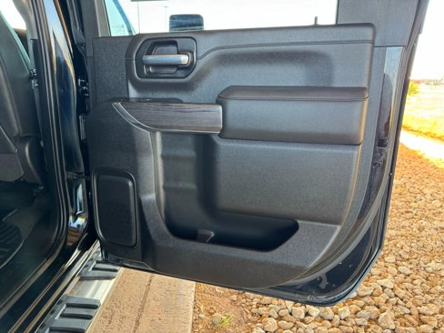 Used 2022 Chevrolet Silverado 3500 LTZ w/ LTZ Texas Edition image 25