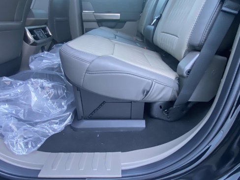 New 2025 Ford F350 Platinum w/ Platinum Plus Package image 12