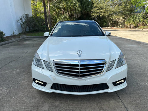 Used 2011 Mercedes-Benz E 550 Sedan image 9