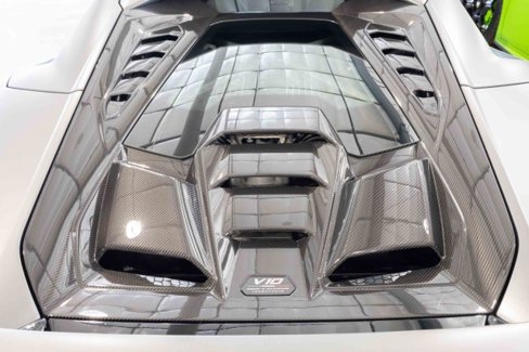 Used 2024 Lamborghini Huracan Tecnica image 9