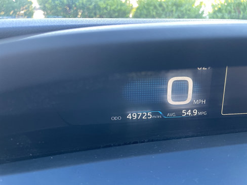 Used 2016 Toyota Prius Three image 29