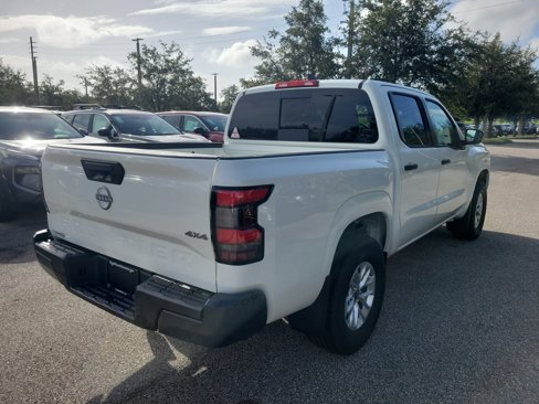 New 2026 Nissan Frontier S image 4