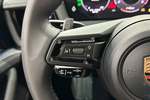 New 2024 Porsche Panamera 4 image 40