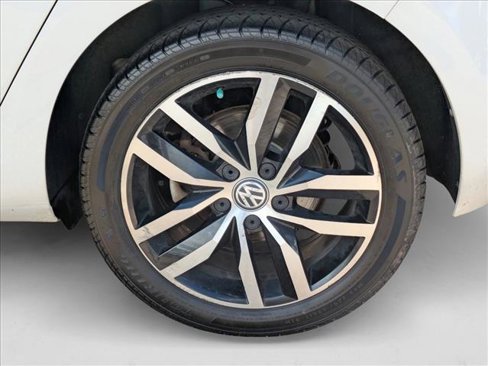 Used 2015 Volkswagen Golf SE w/ Lighting Package image 23