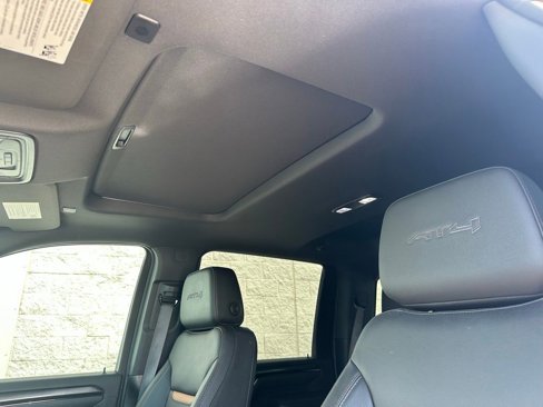 Used 2025 GMC Sierra 3500 AT4 w/ AT4 Premium Plus Package image 18