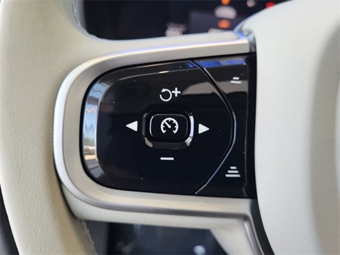 New 2026 Volvo XC90 T8 Ultra image 22