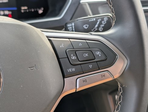 Used 2022 Volkswagen Tiguan S image 16