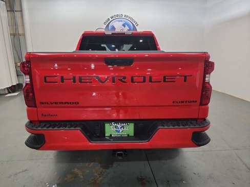 Used 2024 Chevrolet Silverado 1500 Custom w/ Turbomax Blackout Package image 8