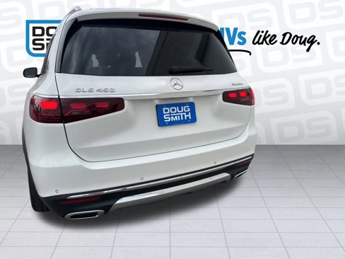 Used 2024 Mercedes-Benz GLS 450 4MATIC image 5