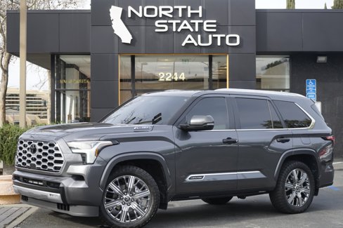 Used 2024 Toyota Sequoia Capstone image 1