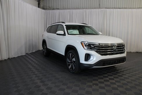 New 2026 Volkswagen Atlas SE image 30