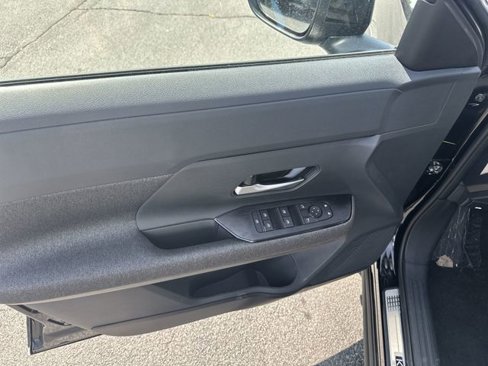 New 2026 Nissan Kicks SV w/ SV Premium Package image 26