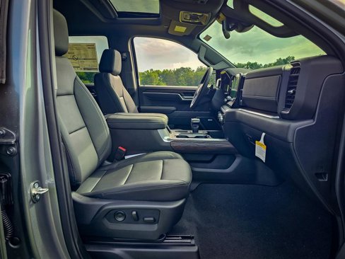 New 2026 GMC Sierra 1500 SLT w/ SLT Premium Plus Package image 43