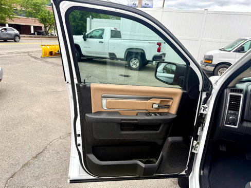 Used 2021 RAM 1500 Classic SLT image 15