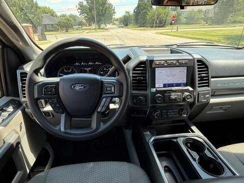 Used 2020 Ford F350 XLT w/ XLT Premium Package image 5