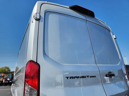New 2026 Ford Transit 250 148 Medium Roof image 24