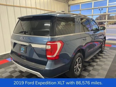 Used 2019 Ford Expedition XLT image 3