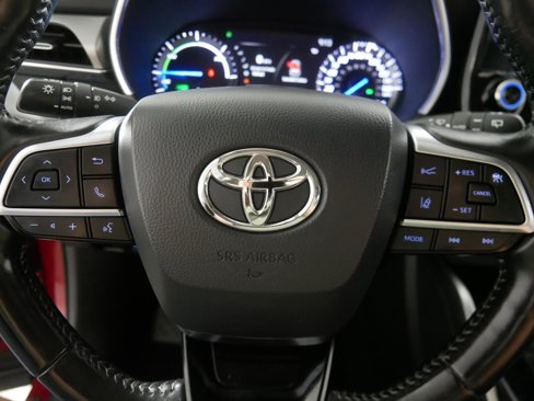 Used 2020 Toyota Highlander Limited image 25