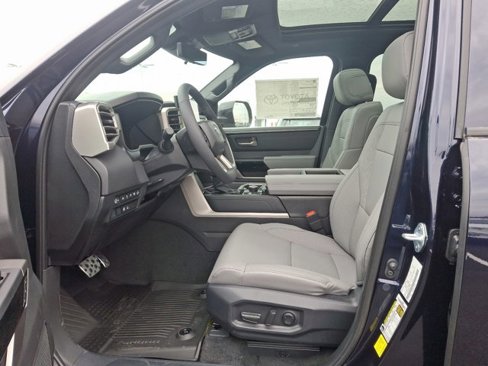 New 2025 Toyota Tundra Limited image 11