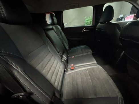 Used 2023 Mitsubishi Outlander SE image 11