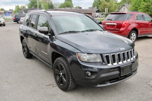 Used 2014 Jeep Compass Sport image 9