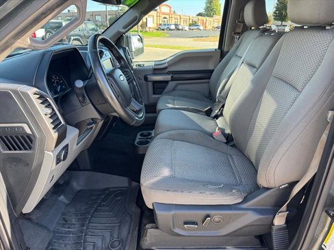 Used 2015 Ford F150 XLT w/ Equipment Group 302A Luxury image 7