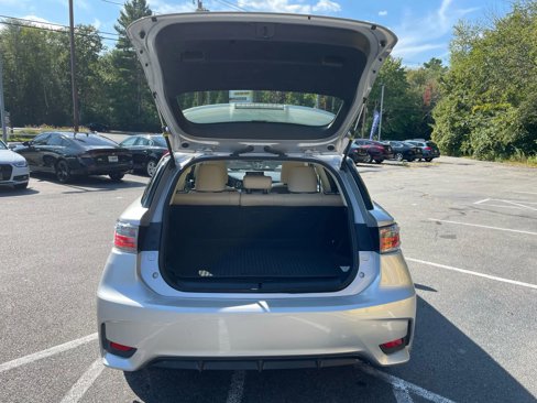 Used 2016 Lexus CT 200h image 42