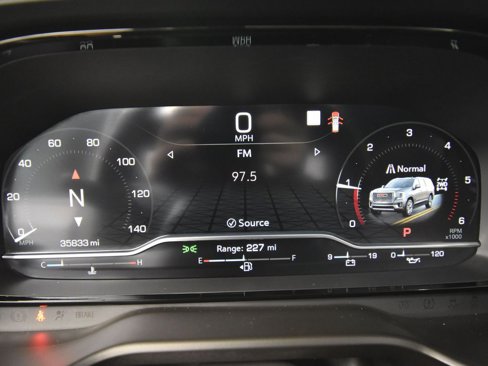 Used 2023 GMC Yukon Denali Ultimate image 33