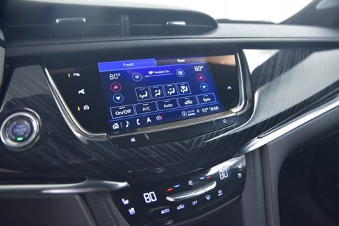 Used 2024 Cadillac XT6 Premium Luxury w/ Technology Package image 21