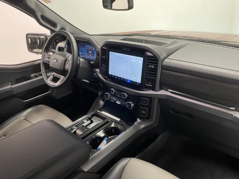 New 2025 Ford F150 Lariat w/ Equipment Group 501A Mid image 27