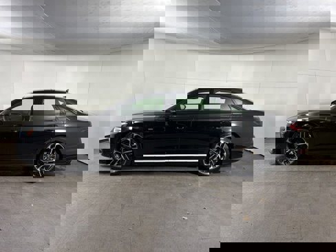 New 2025 Audi A8 L 3.0T image 4
