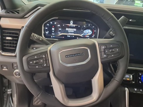 New 2025 GMC Sierra 2500 Denali w/ Denali Reserve Package image 11