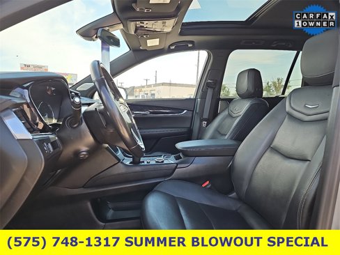 Used 2023 Cadillac XT6 Premium Luxury image 15