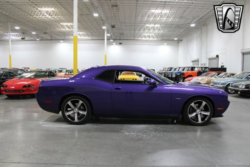Used 2014 Dodge Challenger R/T image 5