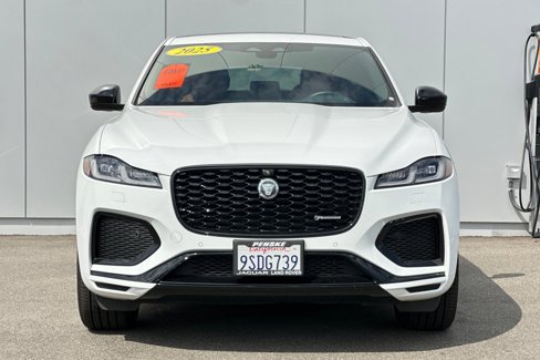 Used 2025 Jaguar F-PACE R-Dynamic S image 8