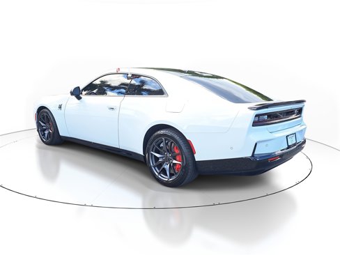 Used 2024 Dodge Charger R/T Scat Pack w/ Plus Group image 5