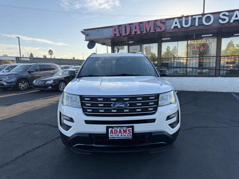 Used 2016 Ford Explorer XLT w/ Equipment Group 202A image 8