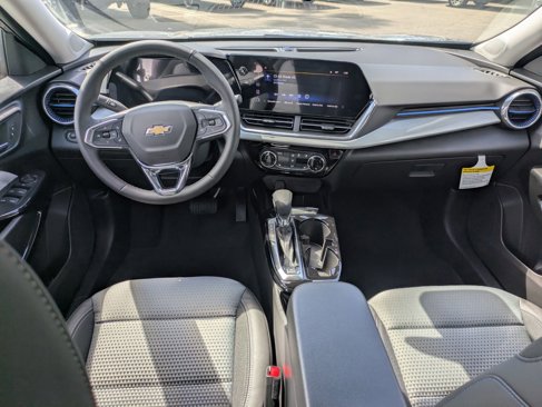 New 2026 Chevrolet Trax LT w/ Driver Confidence Package image 15