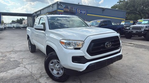 Used 2021 Toyota Tacoma SR image 1