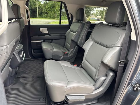 New 2025 Ford Expedition Max Active image 7