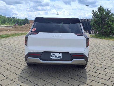 New 2026 Kia EV9 Light image 25