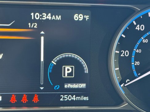 Used 2023 Nissan Leaf S image 15