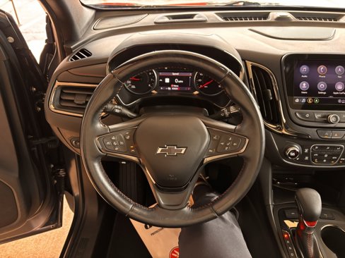 Used 2022 Chevrolet Equinox RS w/ RS Leather Package image 11